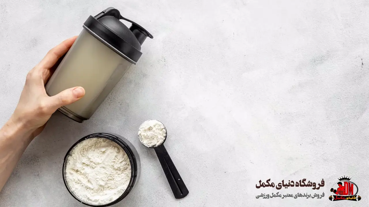 عوارض پروتئین وی برای خانمها چیست؟‌